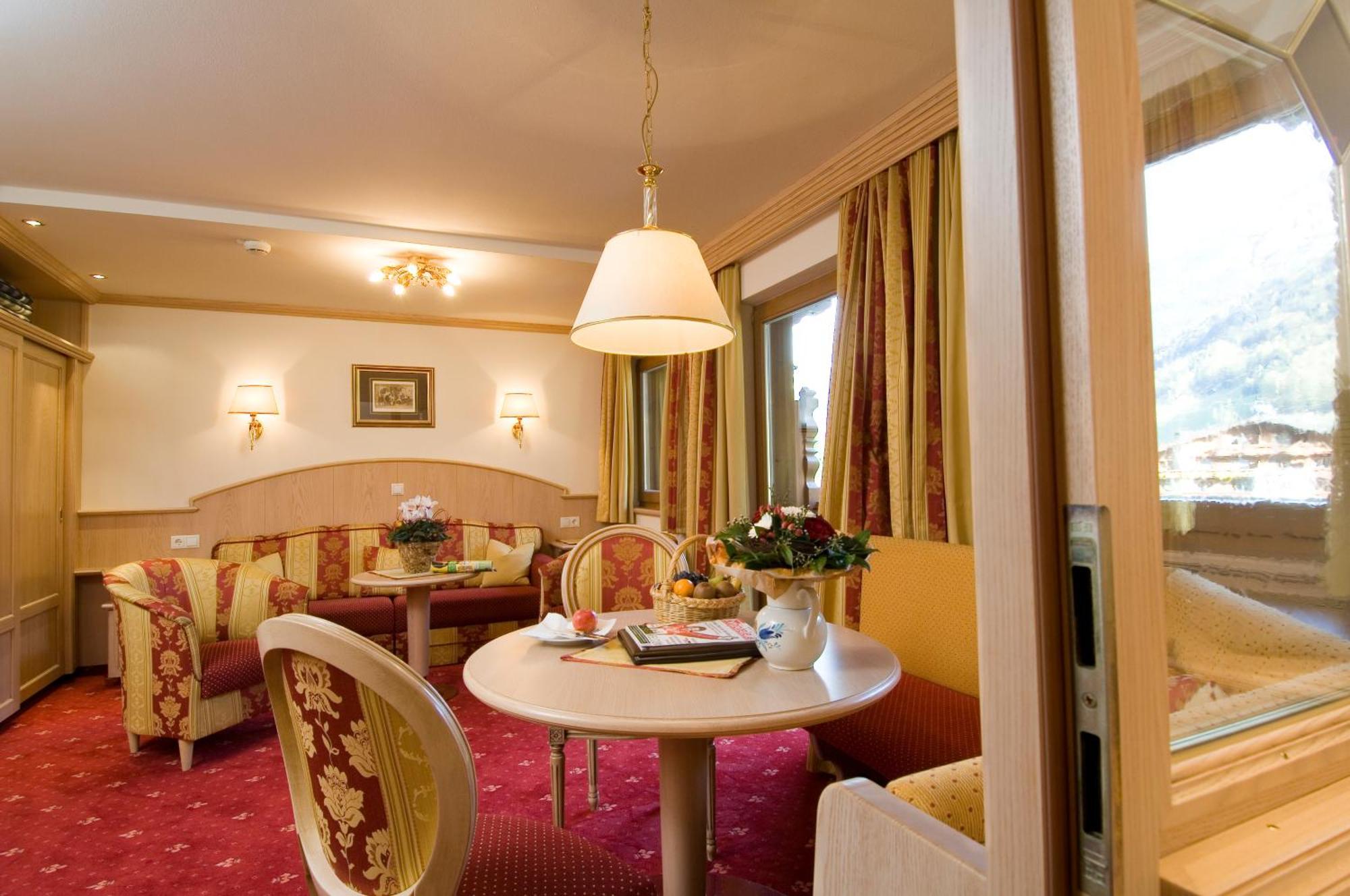 Alpenhotel Fernau Neustift im Stubaital Exterior photo